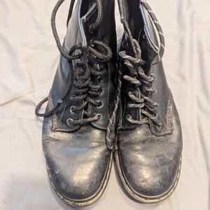 Dr. Martens size 8 Black Lace-Up Women's Boots